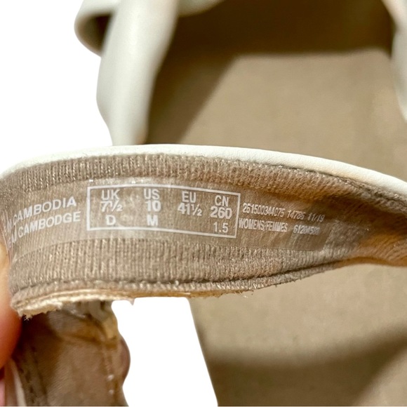 NWT Clarks Loomis Chloe Sandals - Picture 3 of 4